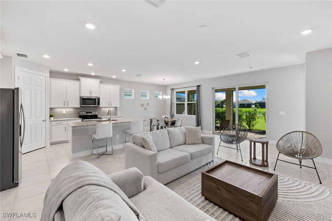 Property Photo: 28016 Captiva Shell Loop FL 34135