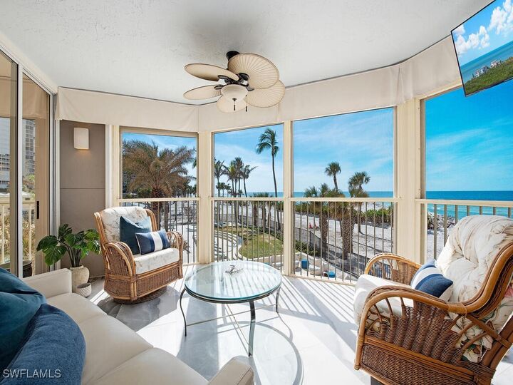 Property Photo:  4051 Gulf Shore Boulevard N 204  FL 34103 