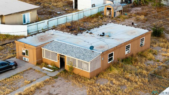 Property Photo:  408 S 11th Street  NM 88220-2935