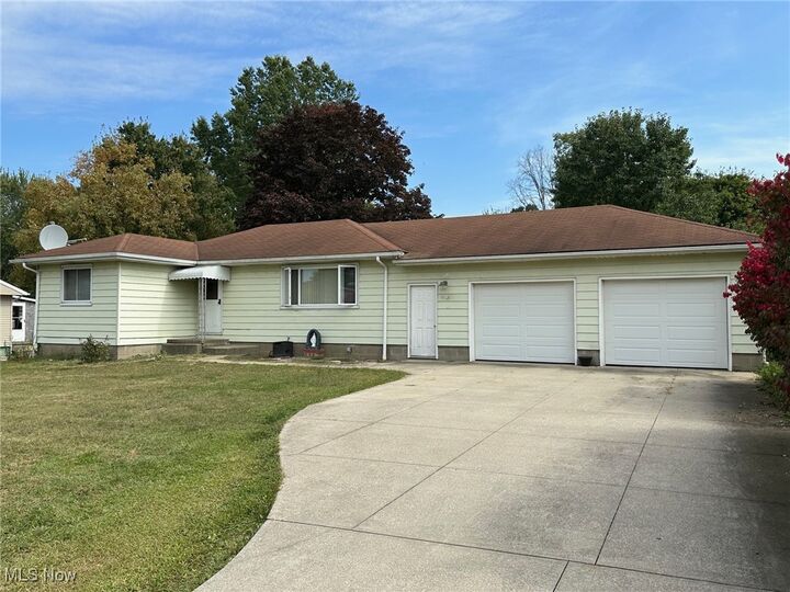 Property Photo: 9626 Windham Parkman Road OH 44288