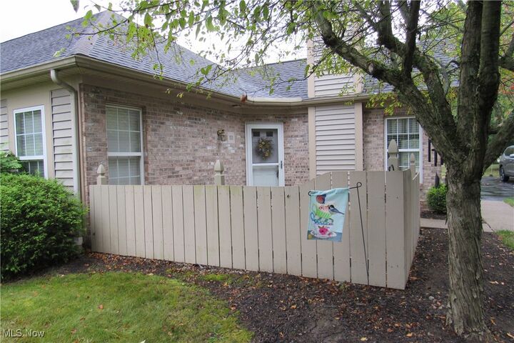Property Photo: 101 Willow Brook Drive NE OH 44484