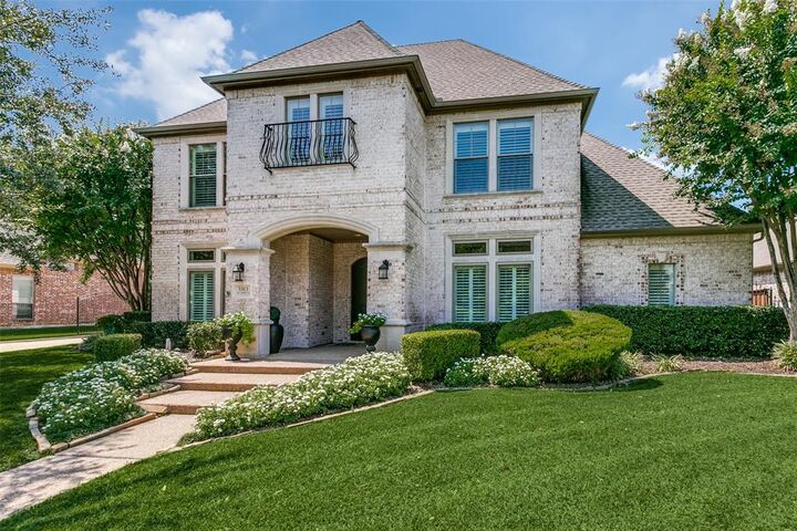 Property Photo: 3313 Van Zandt Court TX 76092