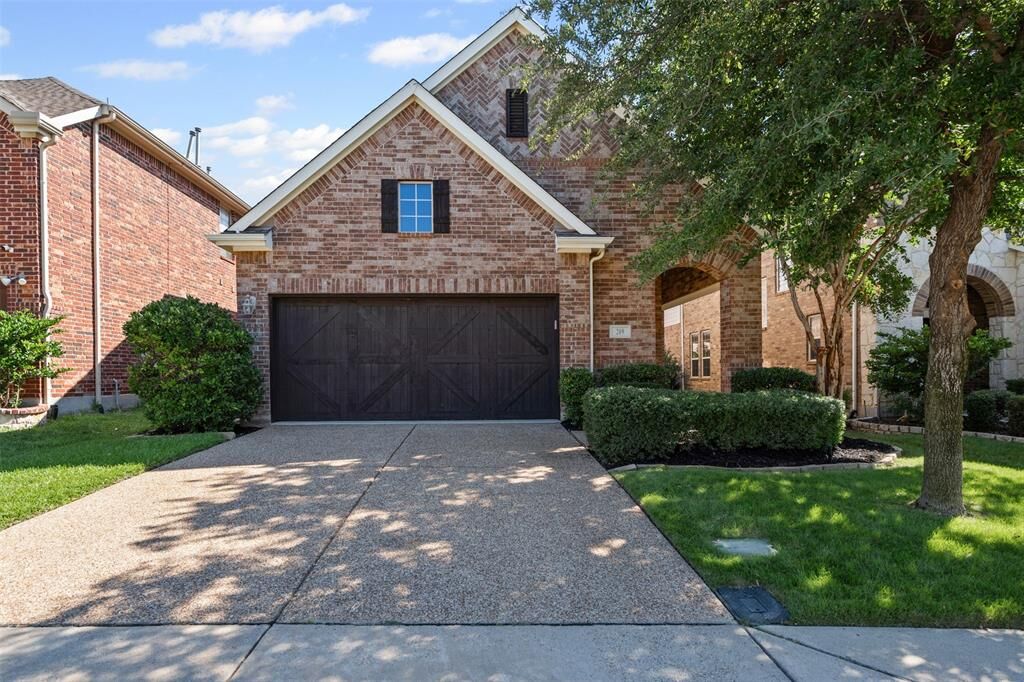 Property Photo:  209 Chester Drive  TX 75056