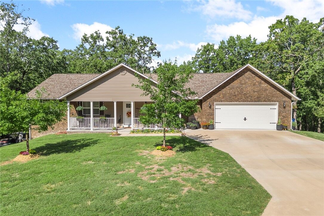 Property Photo:  6080 Oak Leaf Drive  AR 72601 