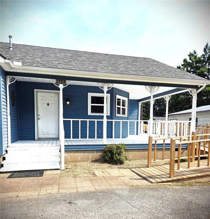 Property Photo: 1420 Kay Lyn Drive AR 72751