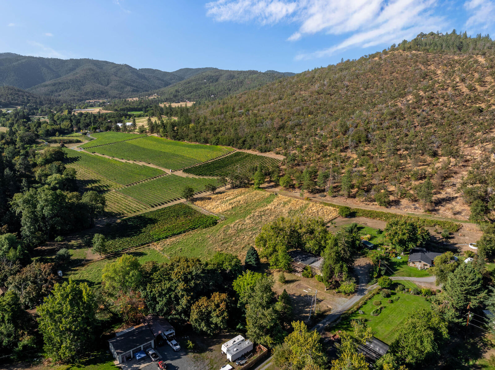 Property Photo:  2864 Griffin Creek Road  OR 97501 