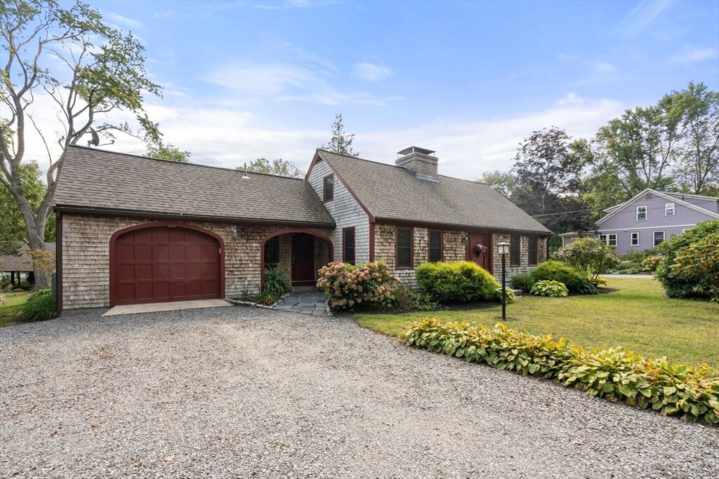 Property Photo:  117 Concord Street  MA 01754 