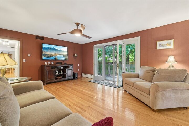 Property Photo:  93 Newton Ave North  MA 01609 