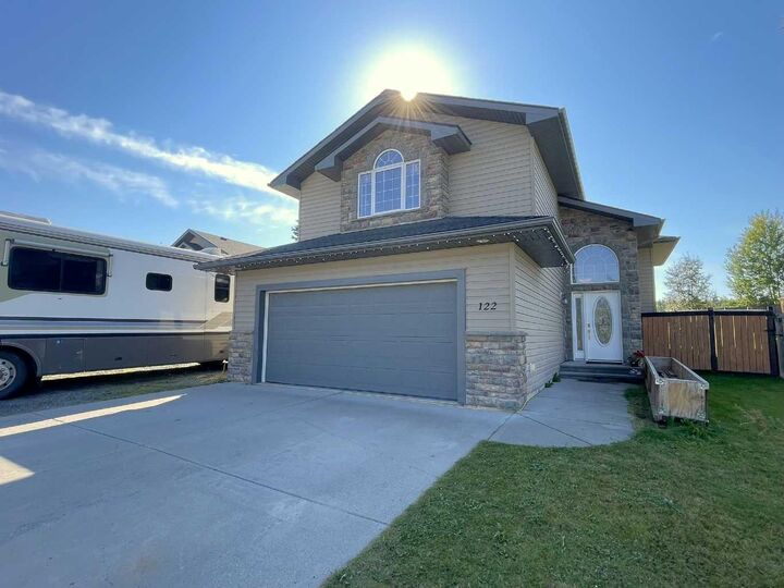 122 Muldoon Crescent  Hinton AB T7V 0A1 photo