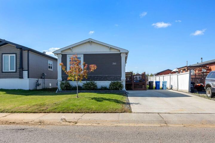 Property Photo:  341 McKinlay Crescent  AB T9K 2M9 