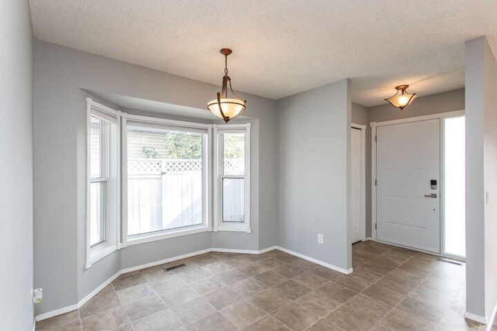 Property Photo:  70 Ellenwood Drive  AB T4R 2E3 