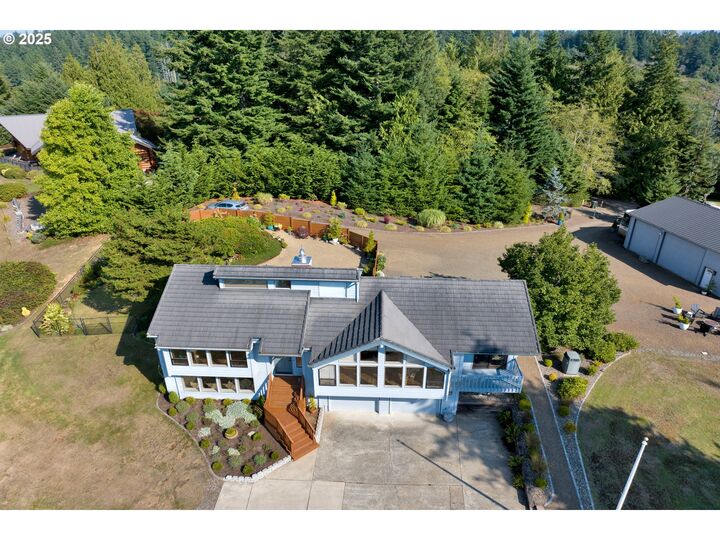Property Photo:  88616 Ocean View Ln  OR 97439 