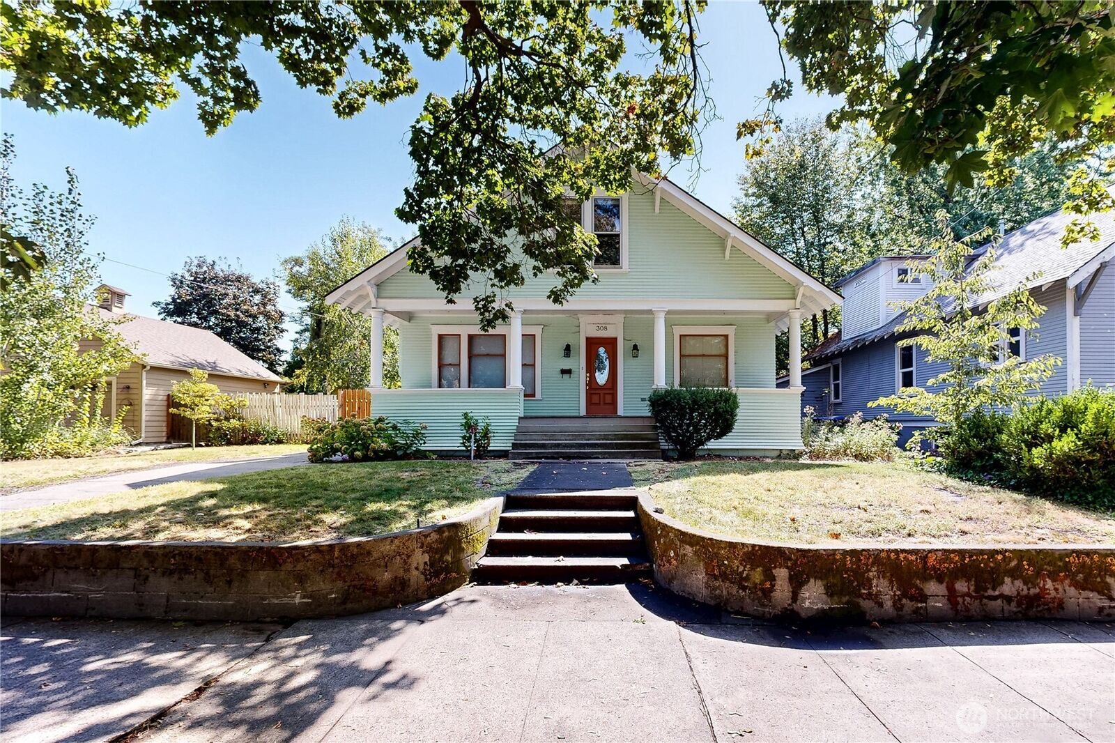 Property Photo:  308  Newell  WA 99362 