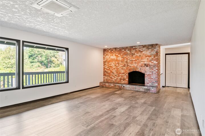 Property Photo:  2445 W Lynnwood Drive  WA 98632 