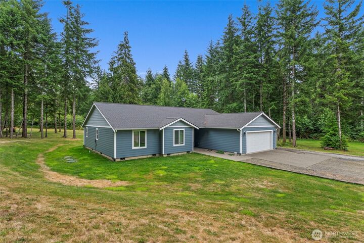 Property Photo:  36  Blacktail Ridge Lane  WA 98541 