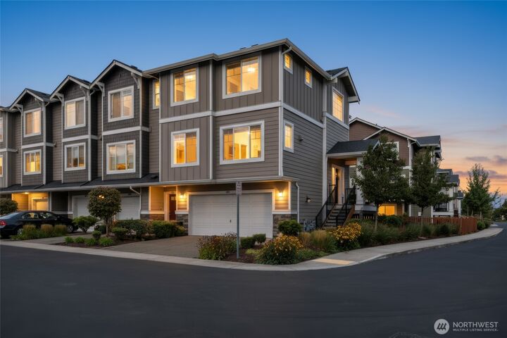 3011  35th Street  Everett WA 98201 photo
