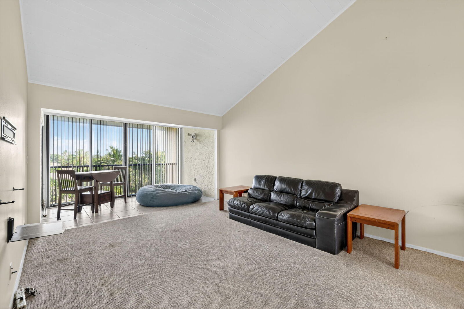 Property Photo:  2400 S Ocean Drive 3944  FL 34949 