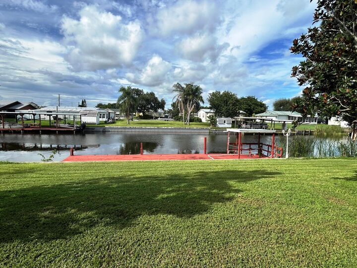 Property Photo:  2043 SE 34th Lane  FL 34974 