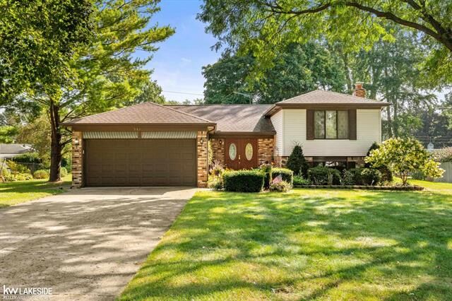 Property Photo:  53266 Garland Drive  MI 48316