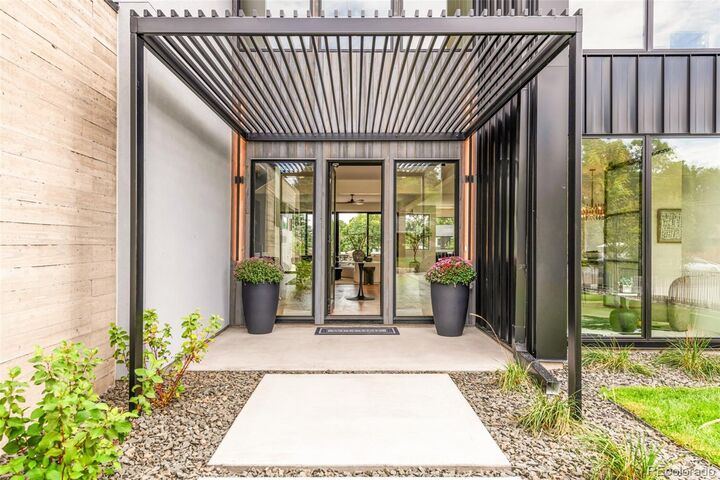 Property Photo:  2818 N Teller Street  CO 80033 