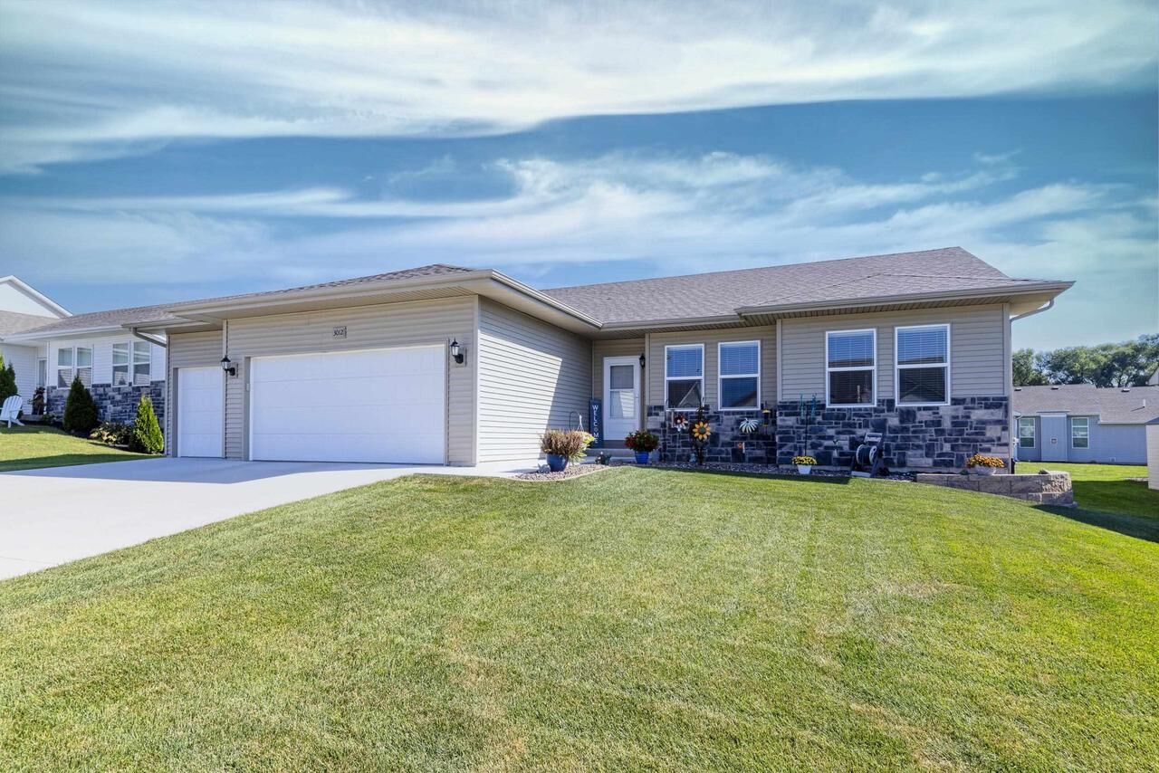 Property Photo:  3012 Guinness Drive  WI 53546 