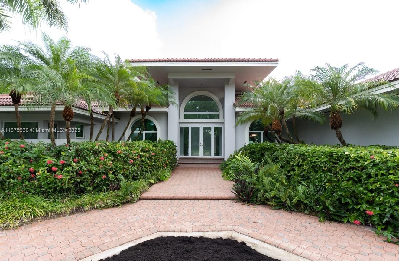 Property Photo: 7440 SW 170th Ter FL 33157