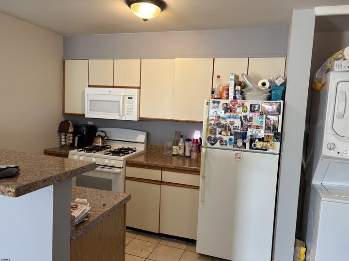 Property Photo: 700 N Franklin Blvd 1402 Skyline Condos NJ 08232