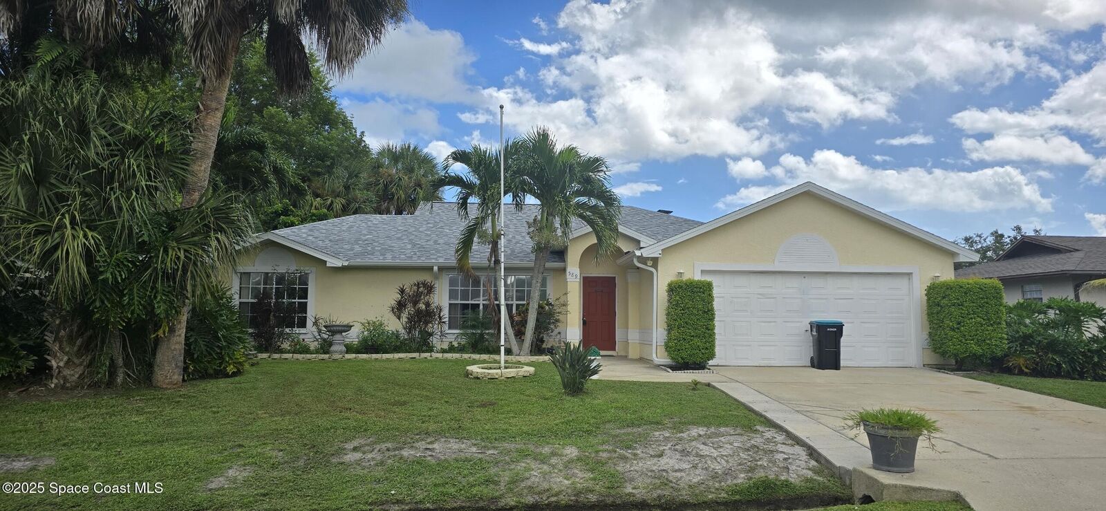 Property Photo: 589 Janus Road NE FL 32907