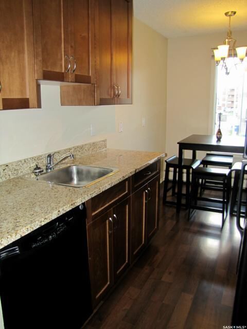 Property Photo:  250 Pinehouse Place 202  SK S7K 4X1 