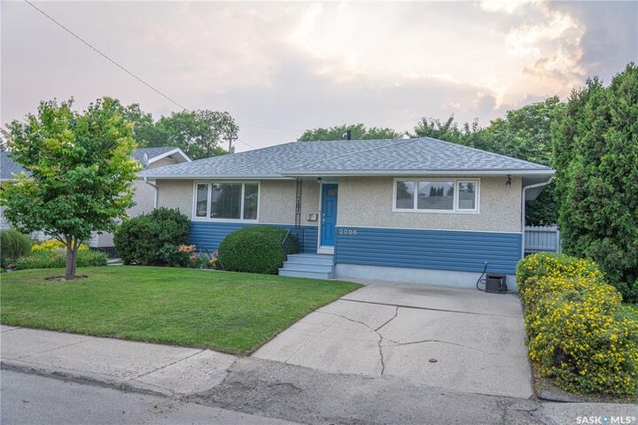 2006 Louise Avenue  Saskatoon SK S7J 2C2 photo