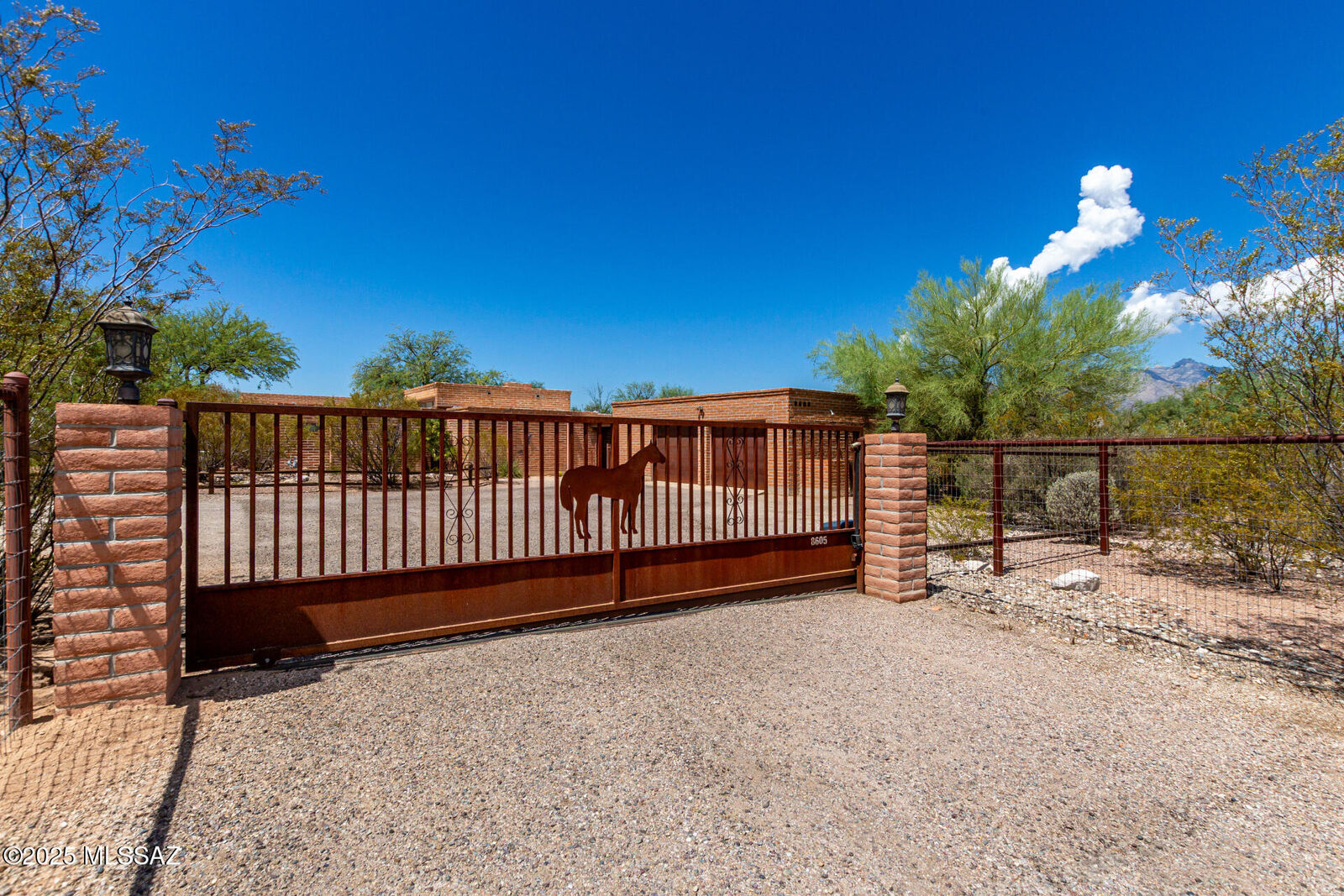 Property Photo:  8605 E Tanque Verde Road  AZ 85749 