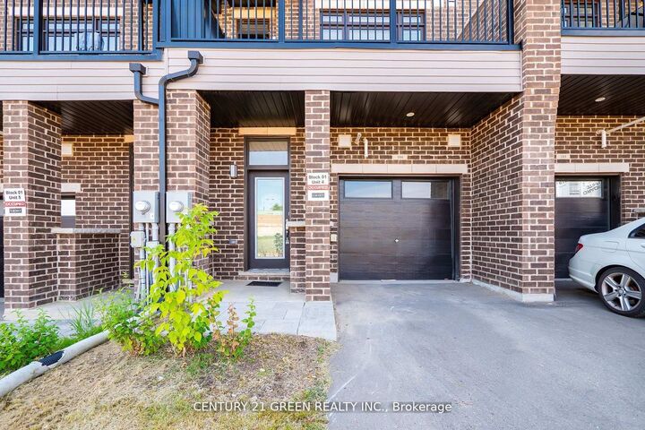 Property Photo:  585 Colborne Street Upper Level - 104  ON N3S 0K4 