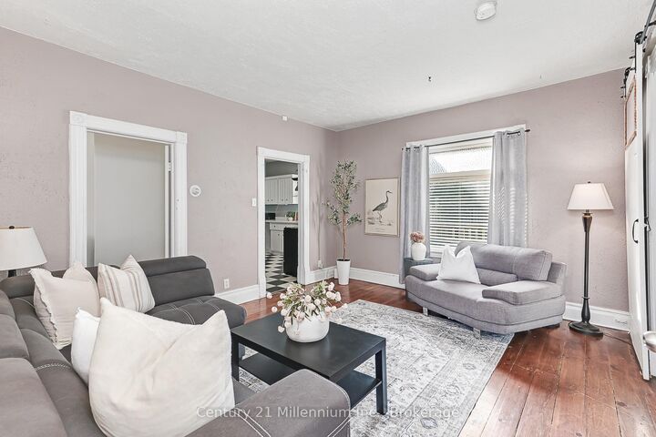 Photo de la propriété:  117 Elm Street  ON L9Y 3J3 