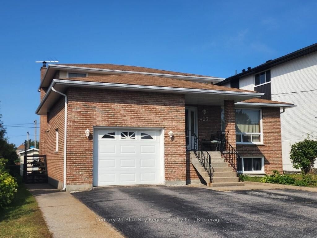 Property Photo:  403 Princess Street W  ON P1B 6C7 
