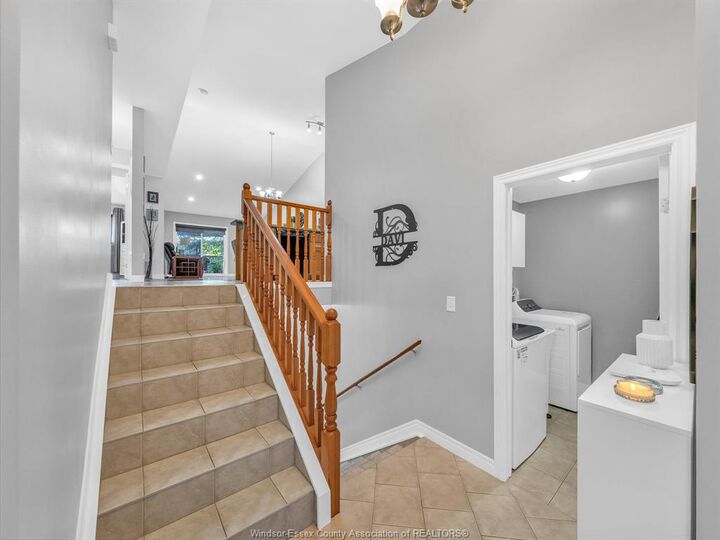 Property Photo:  29 Anfred Street  ON N8H 5L3 
