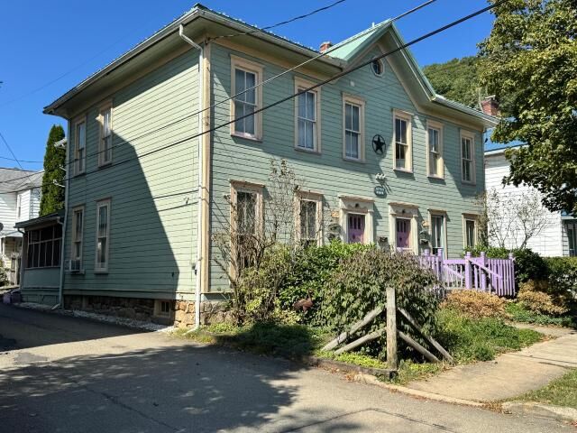 Property Photo: 417-419 Hickory Street PA 16365