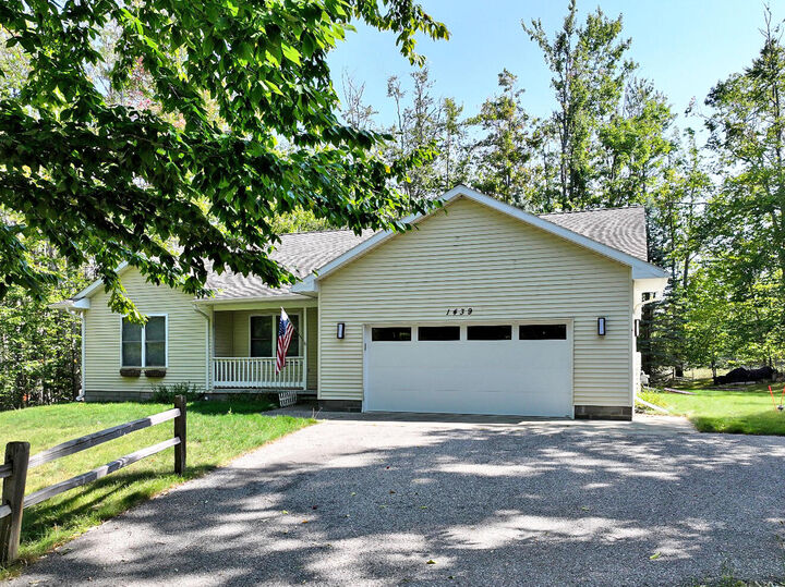 1439 Apple Hill Circle  Gaylord MI 49735 photo