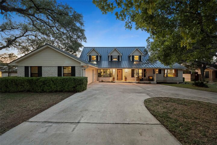 Property Photo:  56 Woodcreek Drive  TX 78676 
