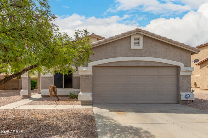 30332 N Desert Willow Boulevard  San Tan Valley AZ 85143 photo