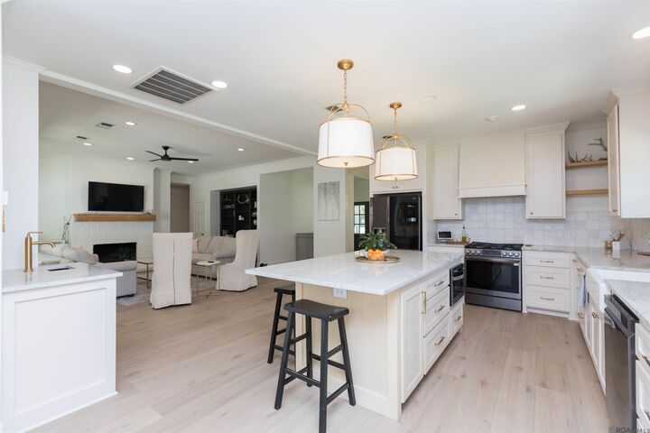 Property Photo: 5723 Belle Grove Ave LA 70820