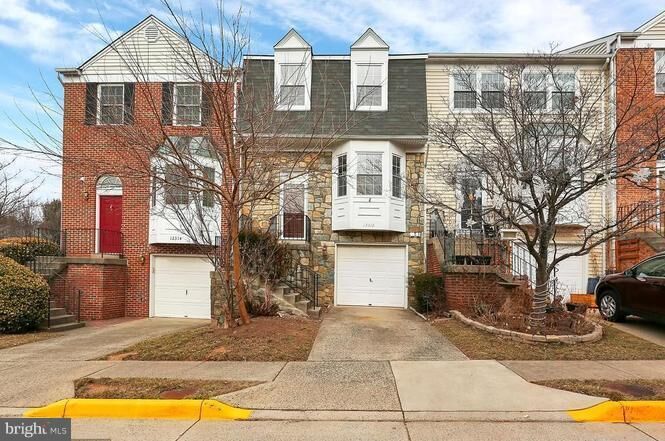 12312 Sleepy Lake Court  Fairfax VA 22033 photo