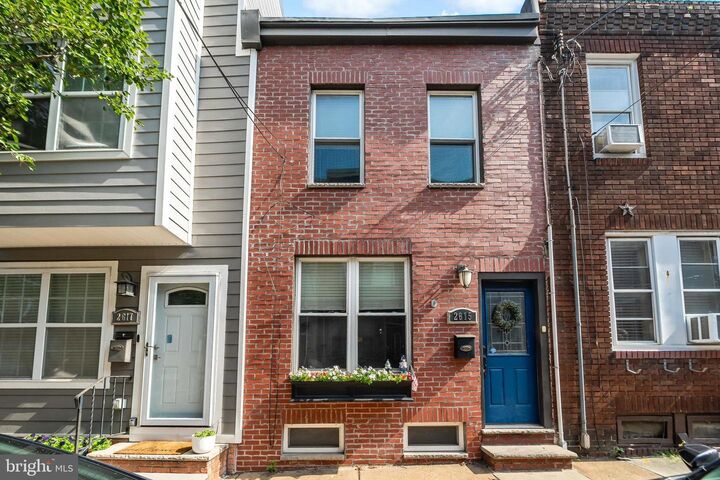 Property Photo:  2615 Catharine Street  PA 19146 