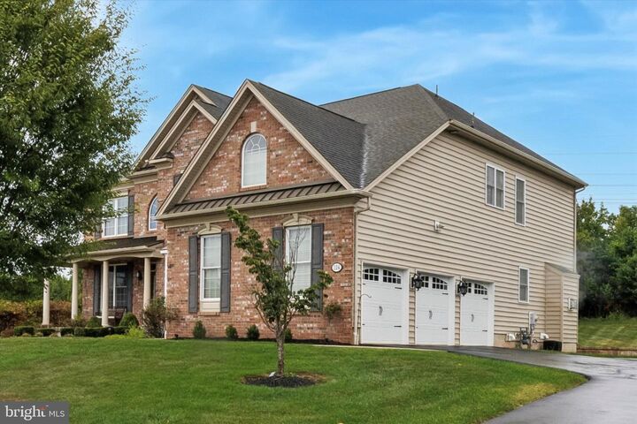 Property Photo: 124 Bennington Road PA 19460