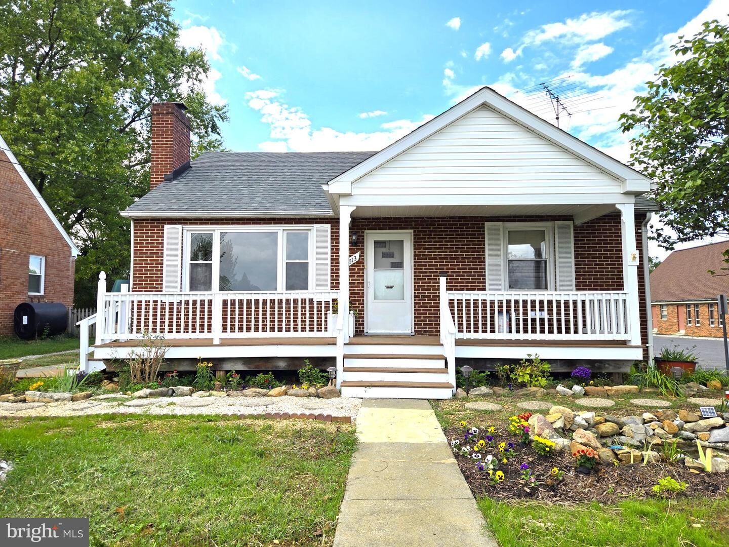 Property Photo: 513 Van Fossen Street VA 22601