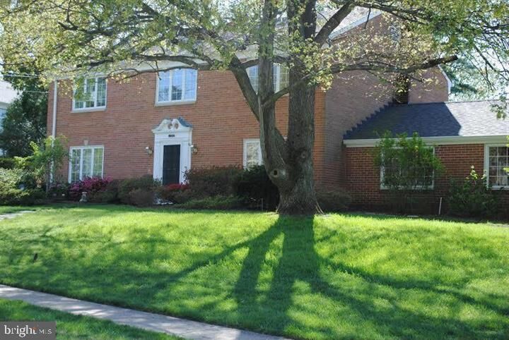 Property Photo: 6918 Espey Lane VA 22101