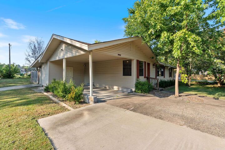Property Photo: 1951 Torreyson St. AR 72034