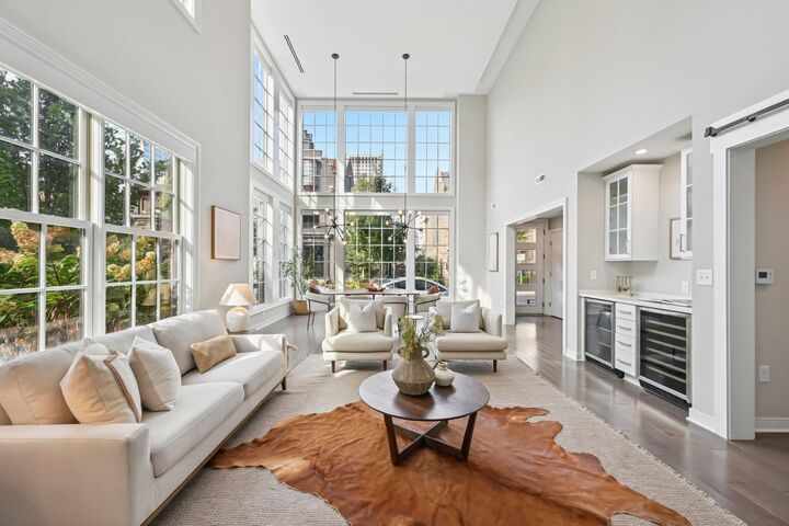 Property Photo:  100 Normandy Avenue  OH 43215 