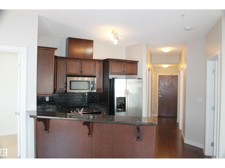 Photo de la propriété: #103 7907 109 St NW AB T6G 1C7