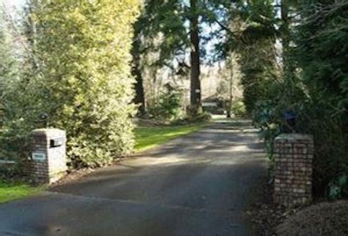 Property Photo:  2650 141  BC V4P 2G5 