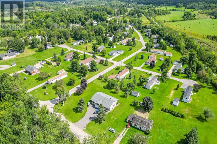 Property Photo: 65 Pleasant View Drive ON K7V 0A5